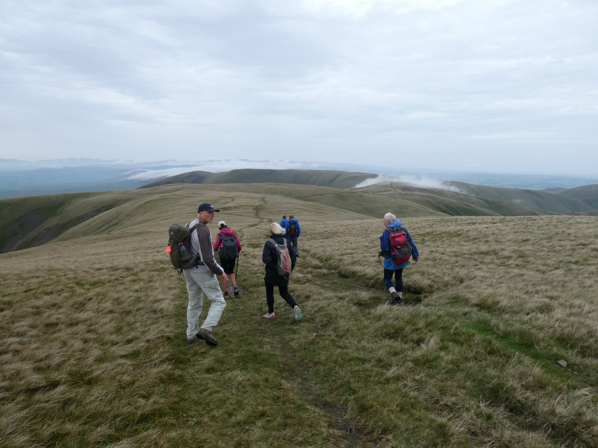 Great views on gradual descent from The Calf